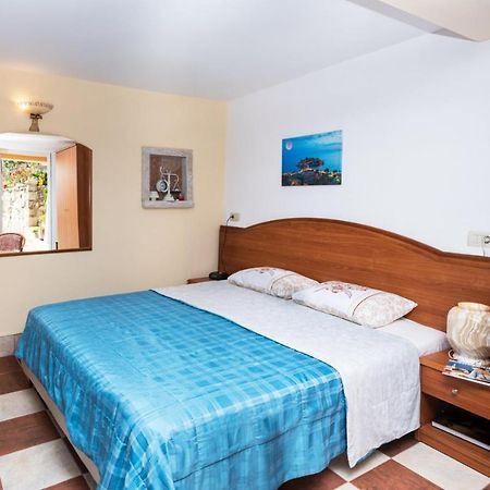 Apartmani Kamena Ruza Будва Экстерьер фото
